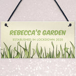 Novelty Garden Plaques Funny Quarantine Lockdown Garden Gifts